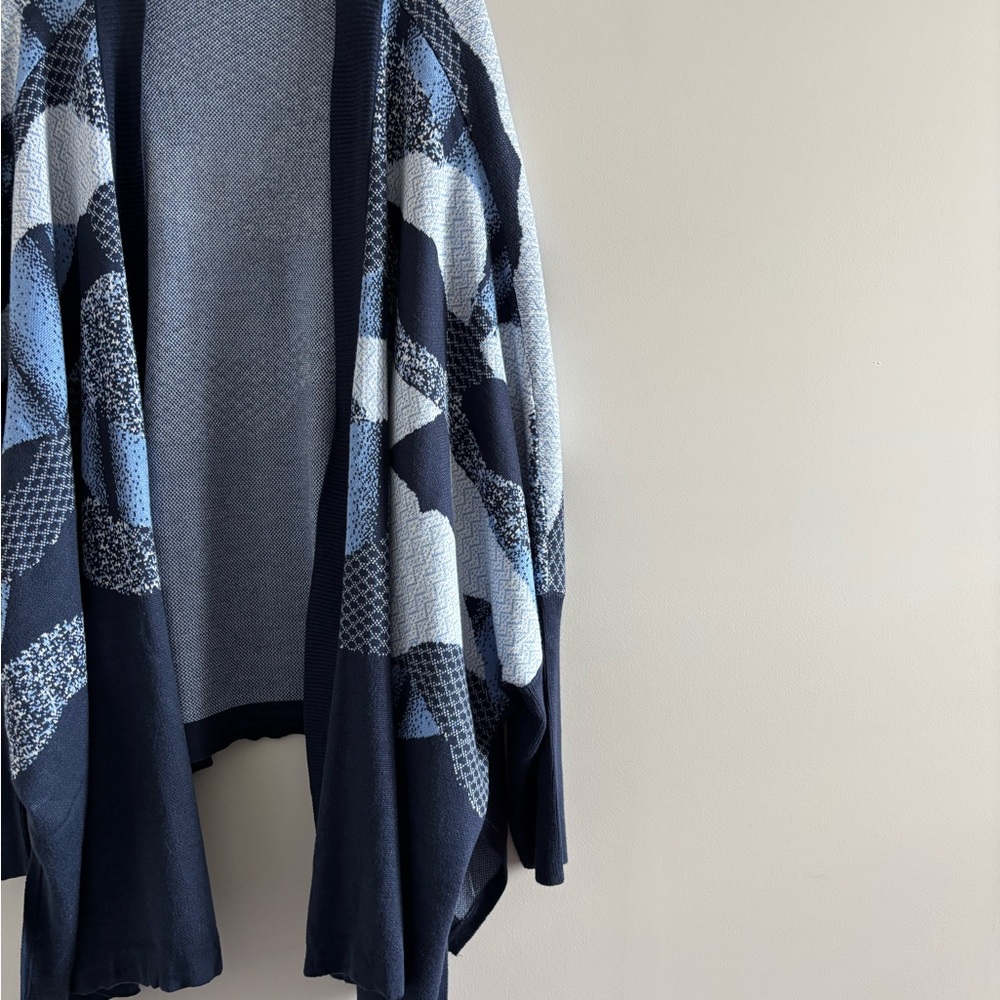 Catherines Navy and Light Blue Open Front Cardigan - Picture 4 of 12